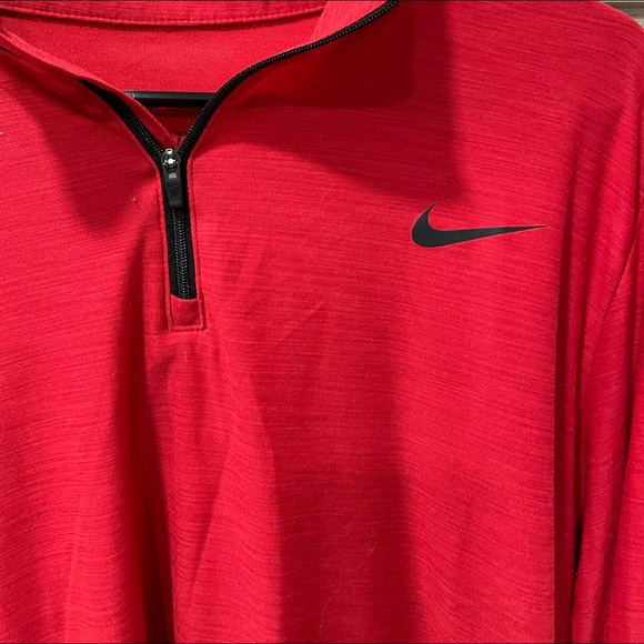 Nike mens large red 1/4 zip pullover used good condition - Picture 2 of 5
